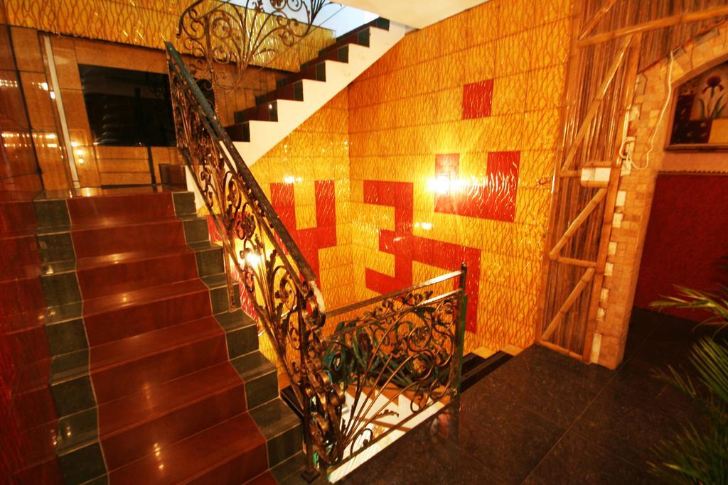 3Ds International Tourist Home Маебур Екстер'єр фото
